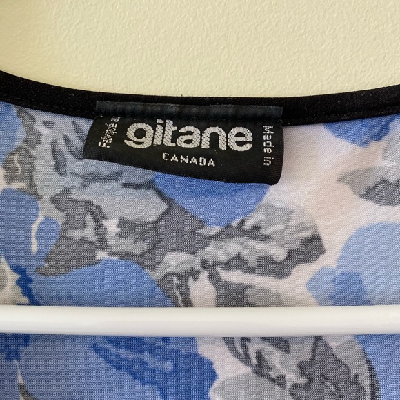 Blue Floral Pattern Top - Picture 2 of 3